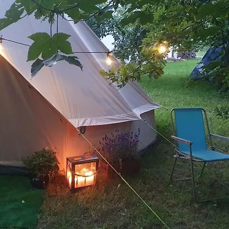 Glamping Malinowy Las אוהל מפואר סלאופסק